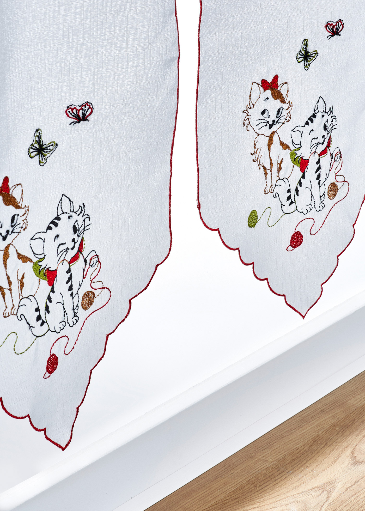 Zazdrostka z haftem z motywem kotów (2 szt.)