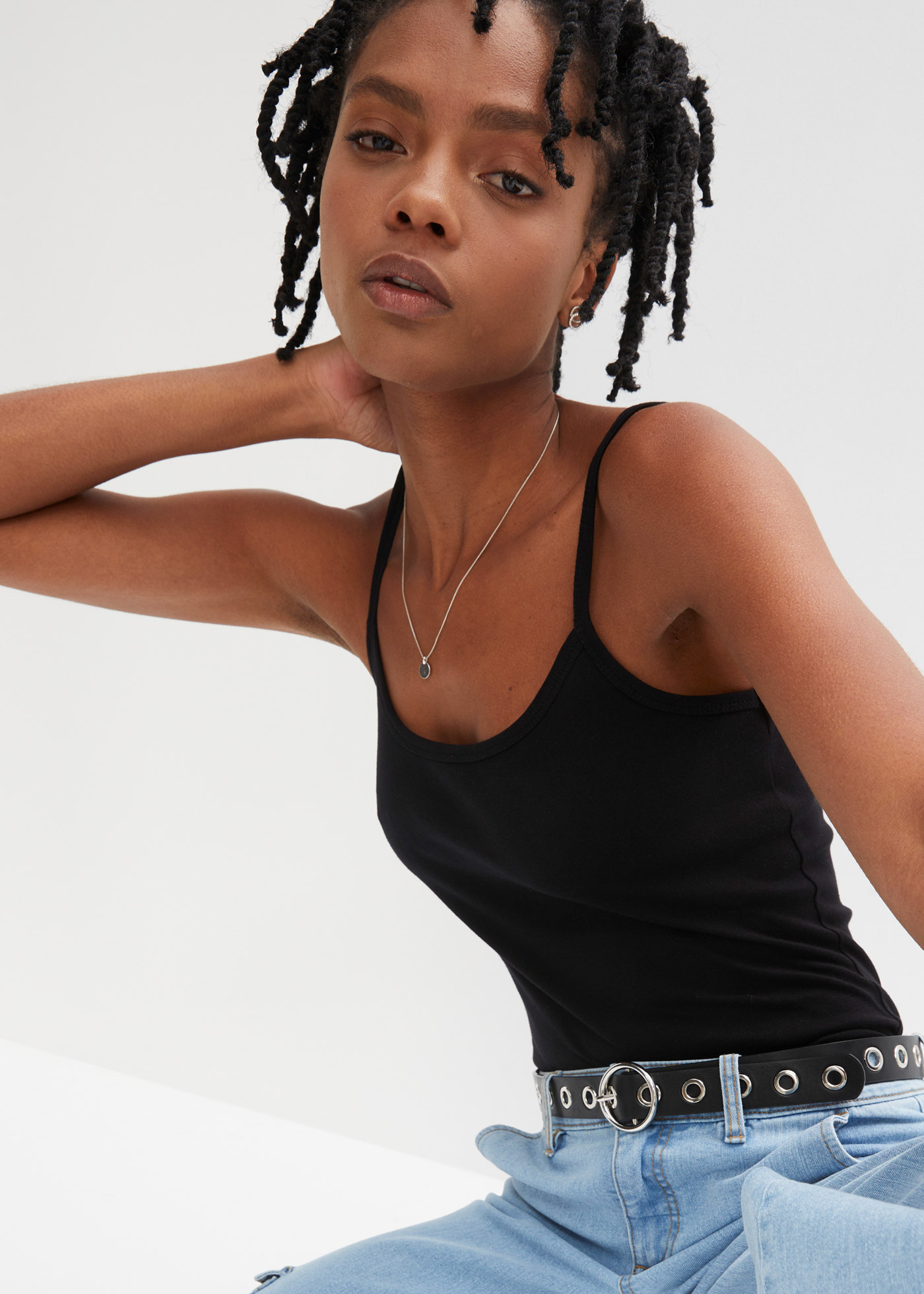 Bawełniany top na cienkich ramiączkach (2 szt.)