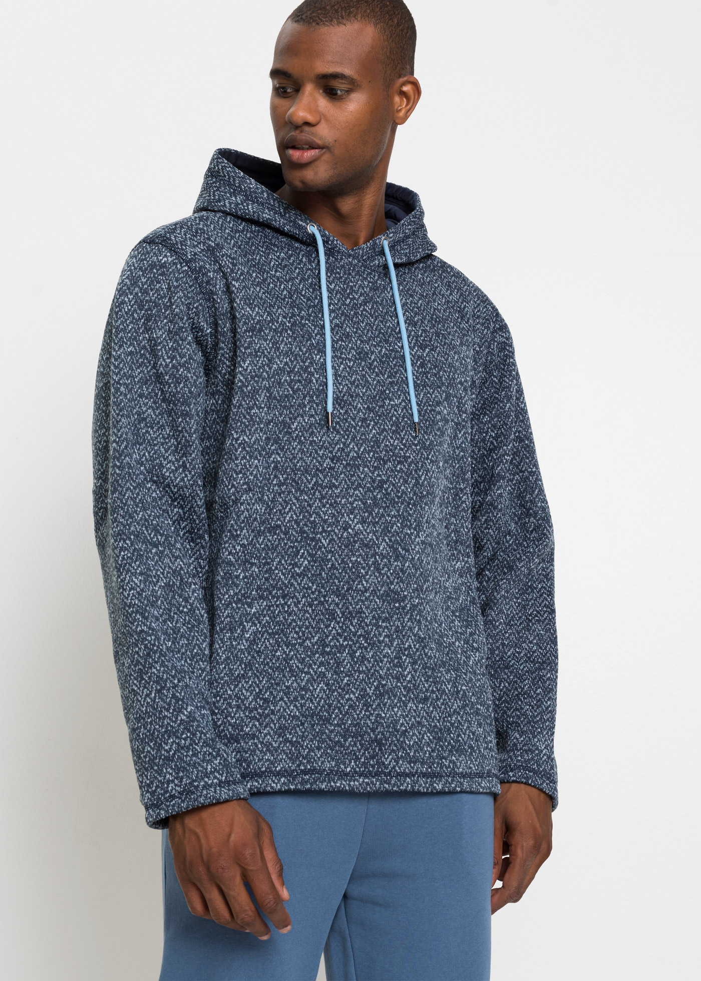 Sweter z polaru z kapturem