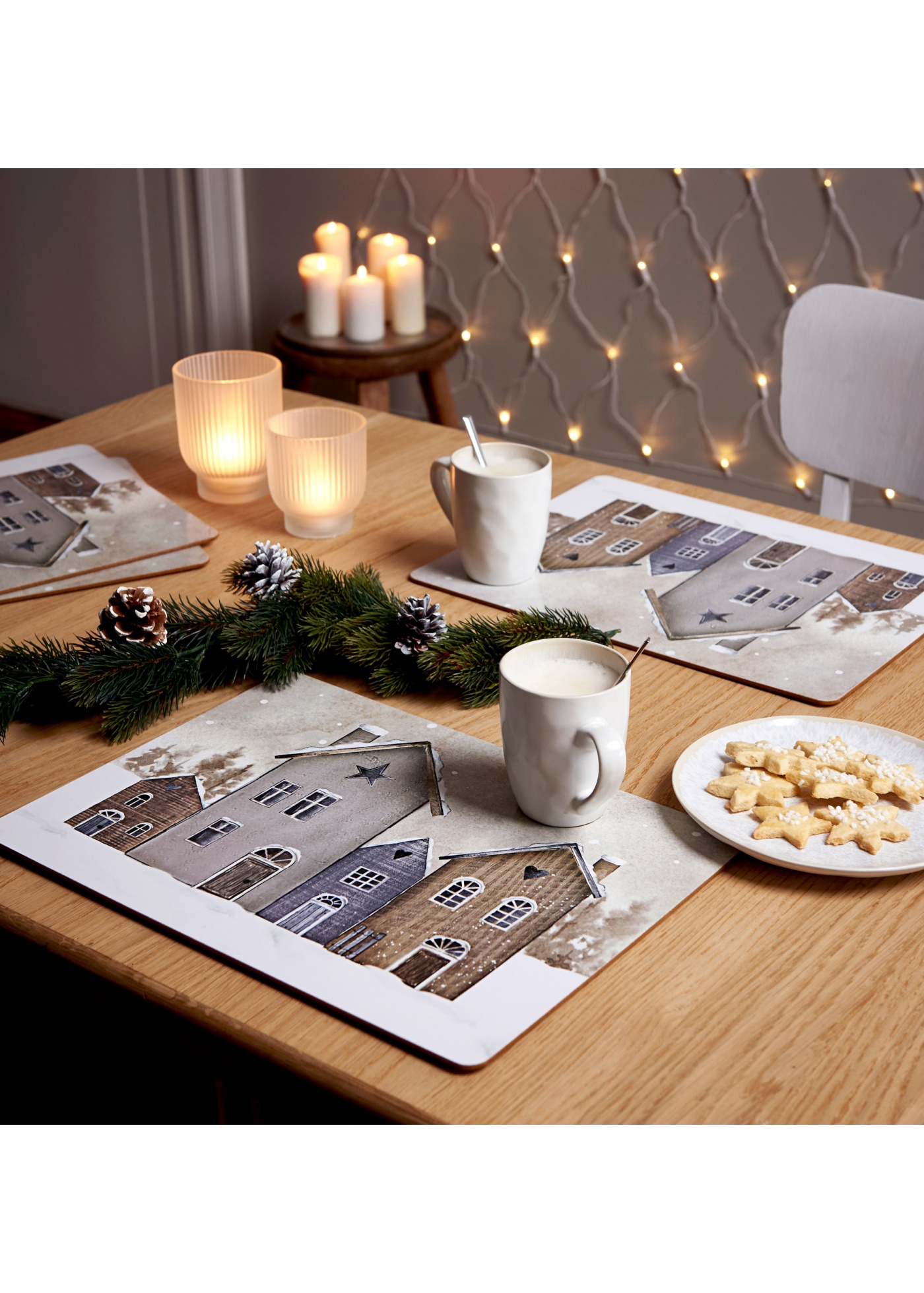 Maty stołowe z motywem domków (4 szt.)