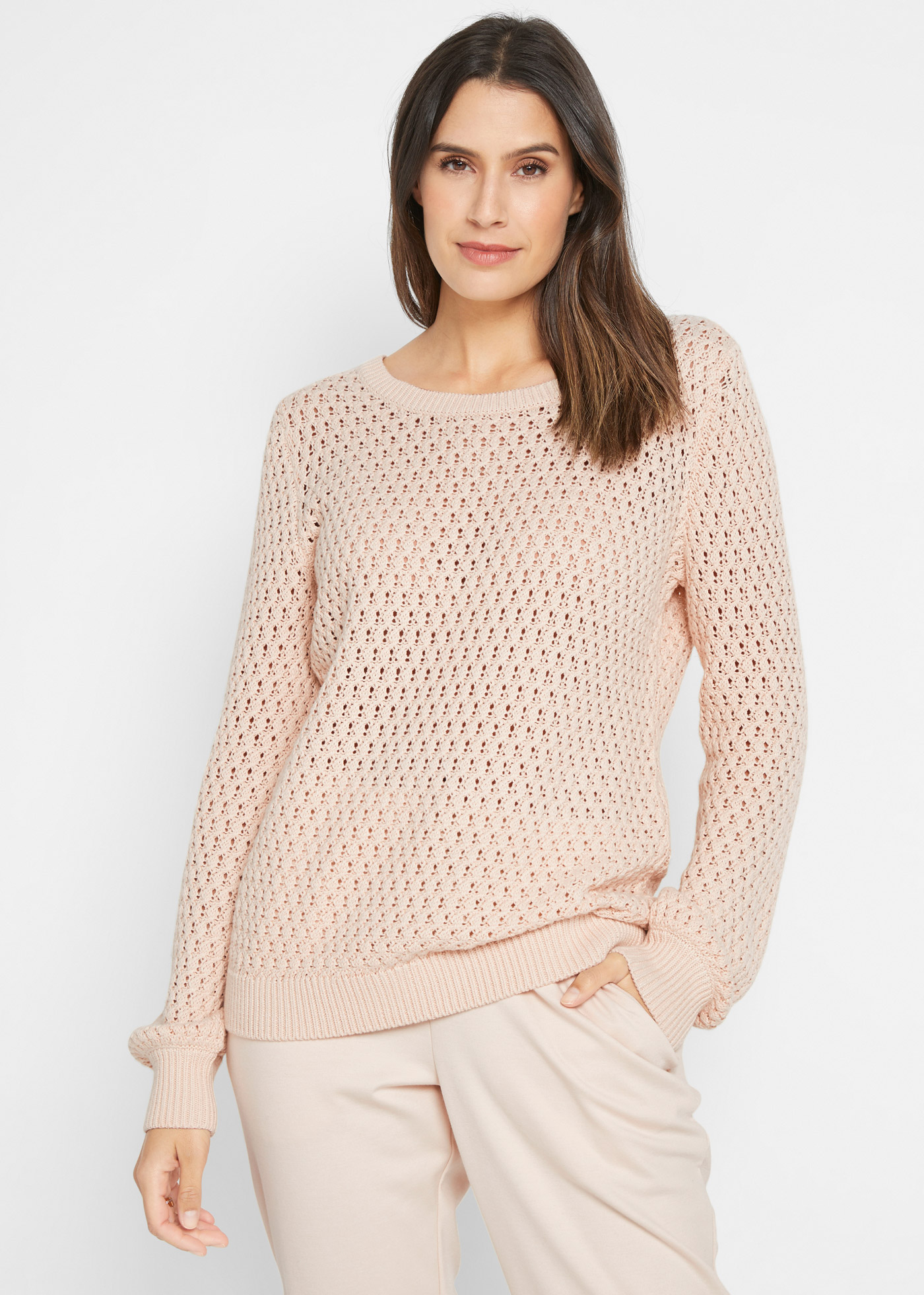 Sweter w strukturalny wzór