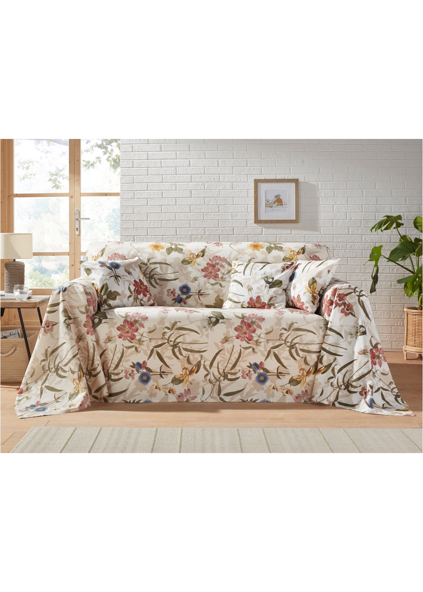 Duża narzuta w roślinne motywy