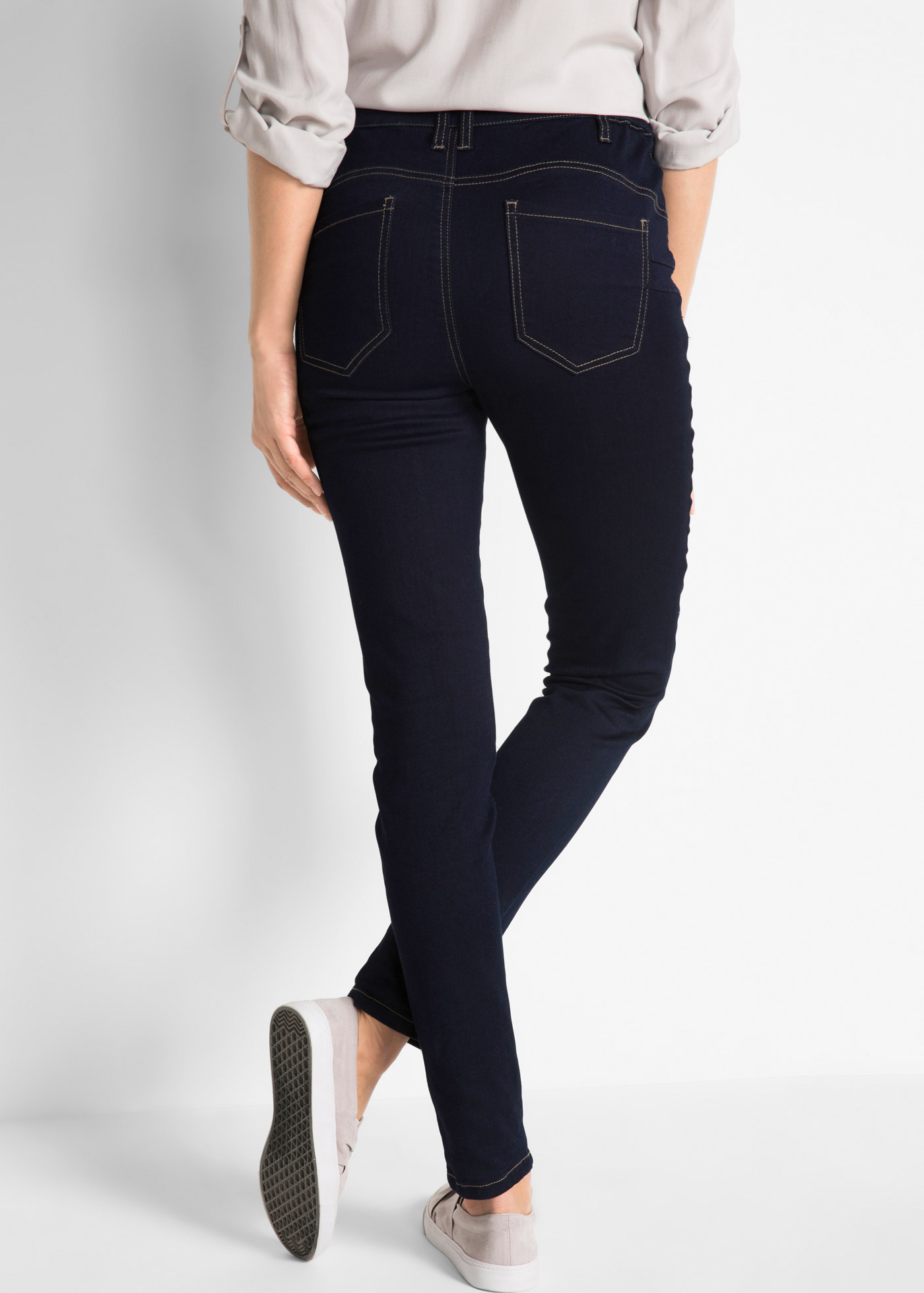 Dżinsy o kroju slim fit, z dużą zawartością stretchu, high waist
