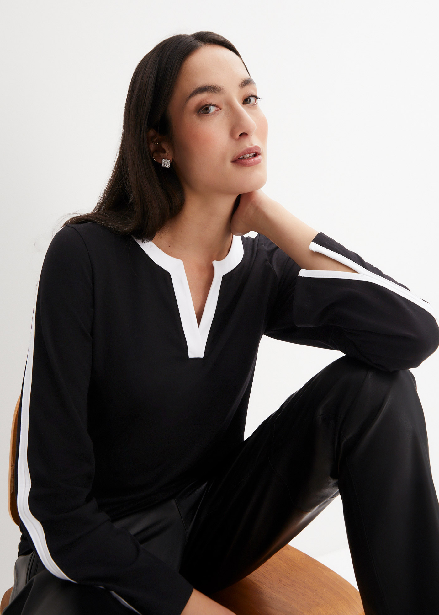 Bluzka z długim rękawem i rozcięciem