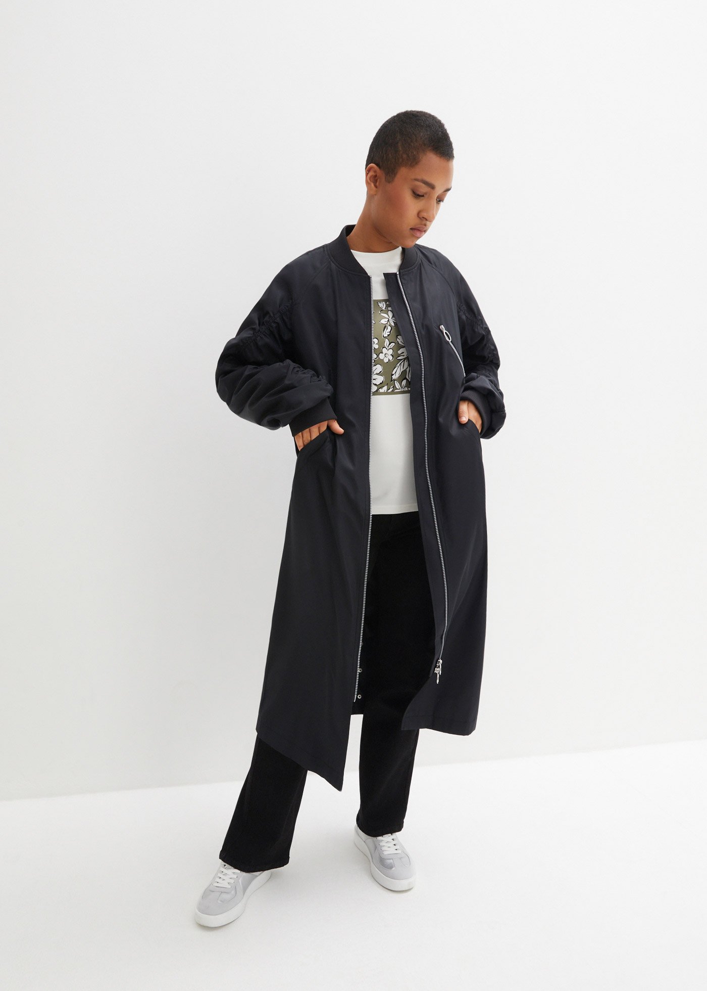 Płaszcz w stylu bomberki z dzianinowym kołnierzykiem