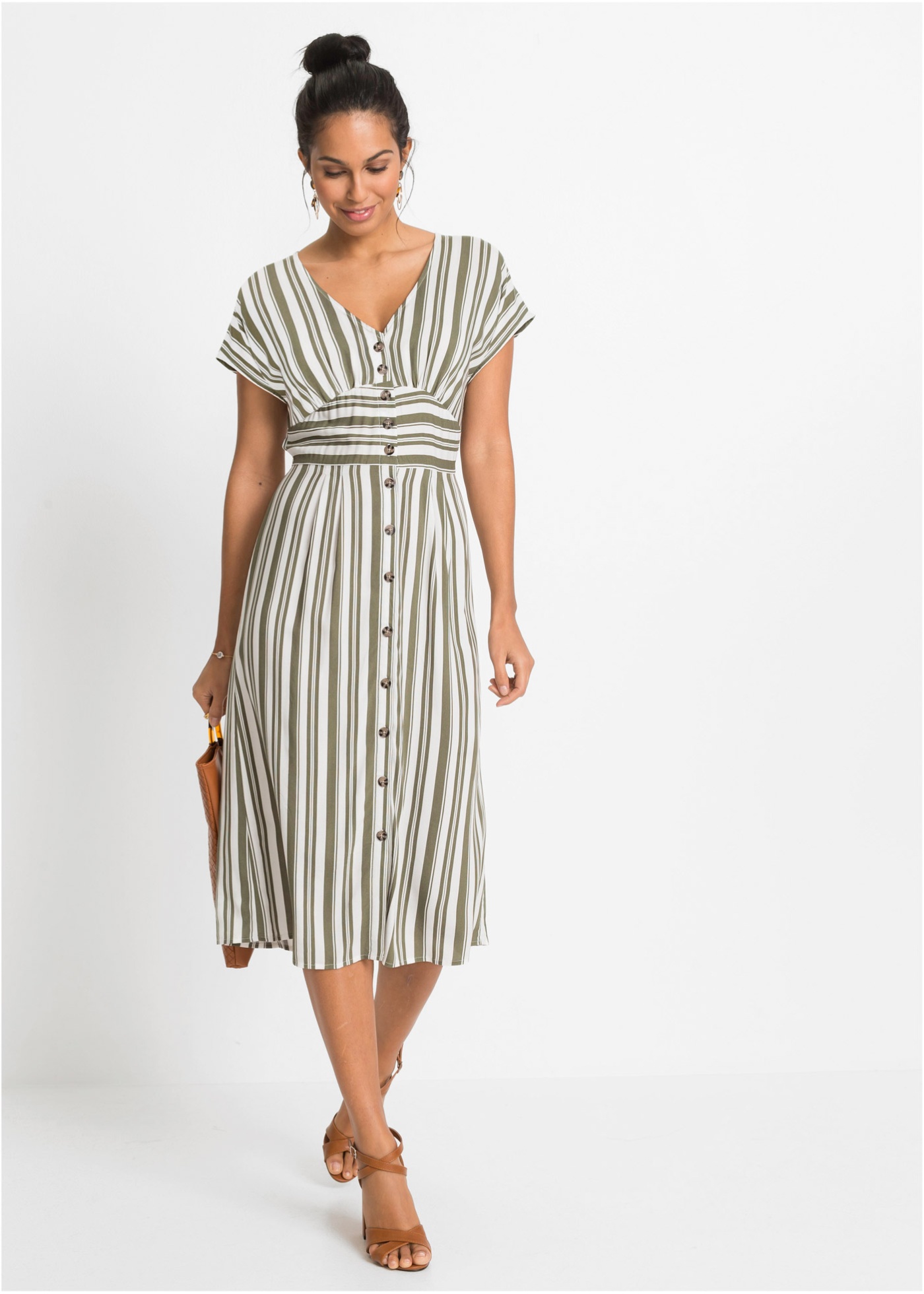 Sukienka ze zrównoważonej wiskozy