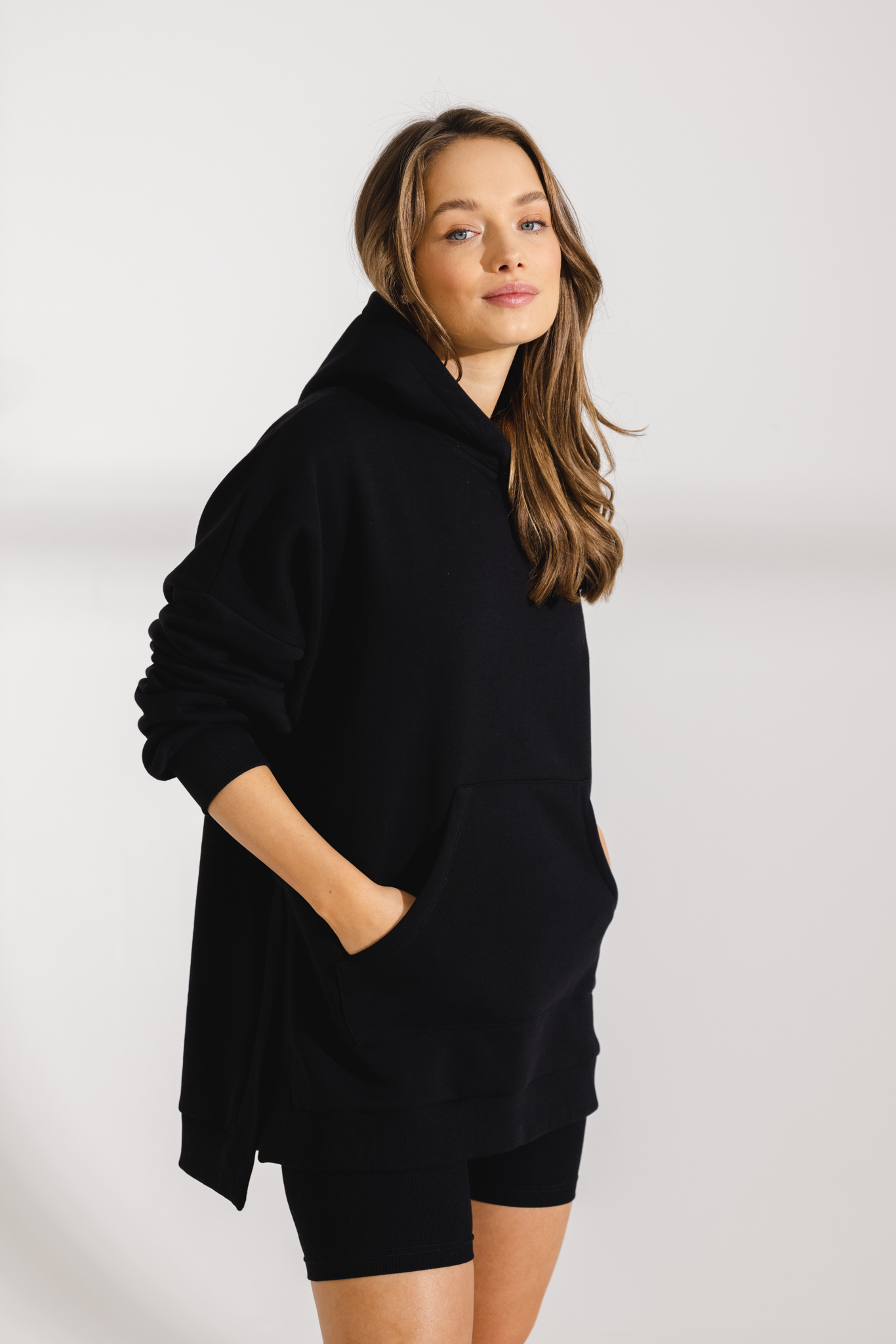 BLUZA LONI CZARNA One size - Flawless