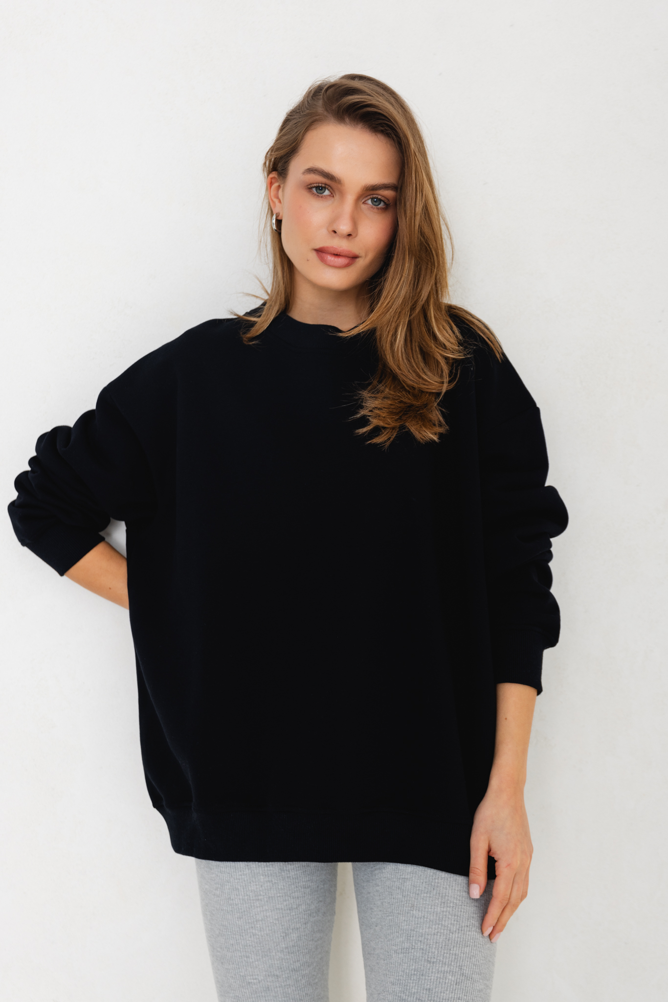 BLUZA BIG SISTER CZARNA One size - Flawless