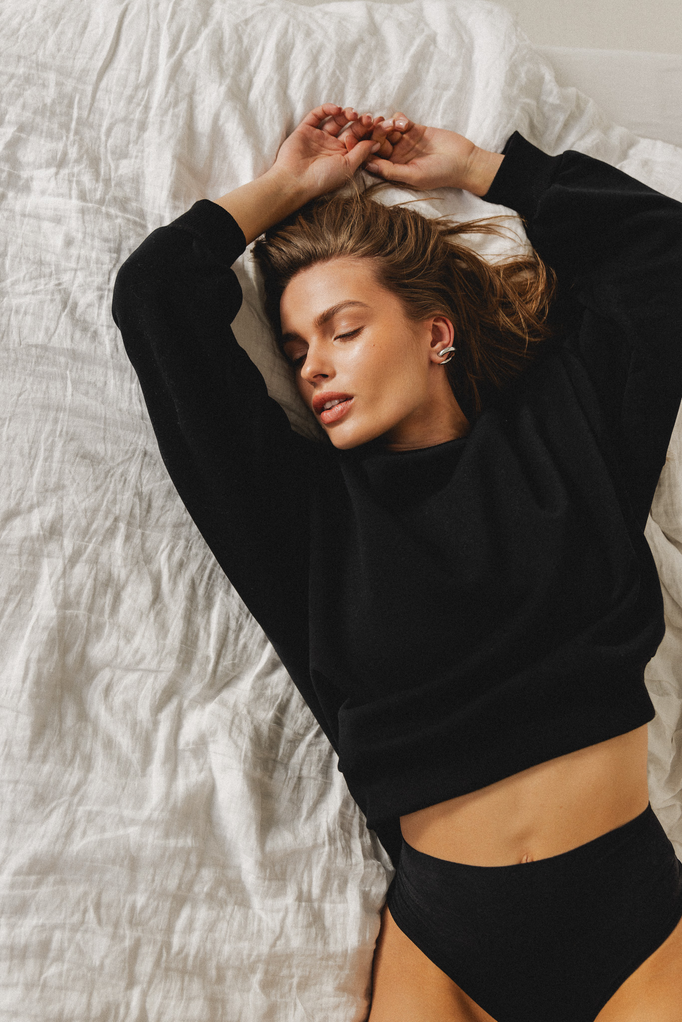 BLUZA JESS CZARNA One size - Flawless