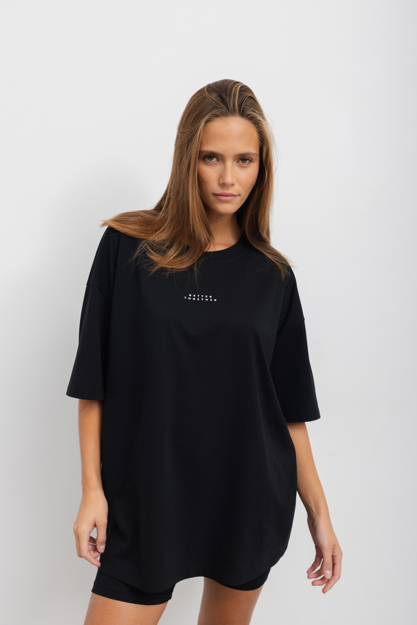 T-SHIRT IZZY "BETTER TOGETHER" CZARNY M - Flawless