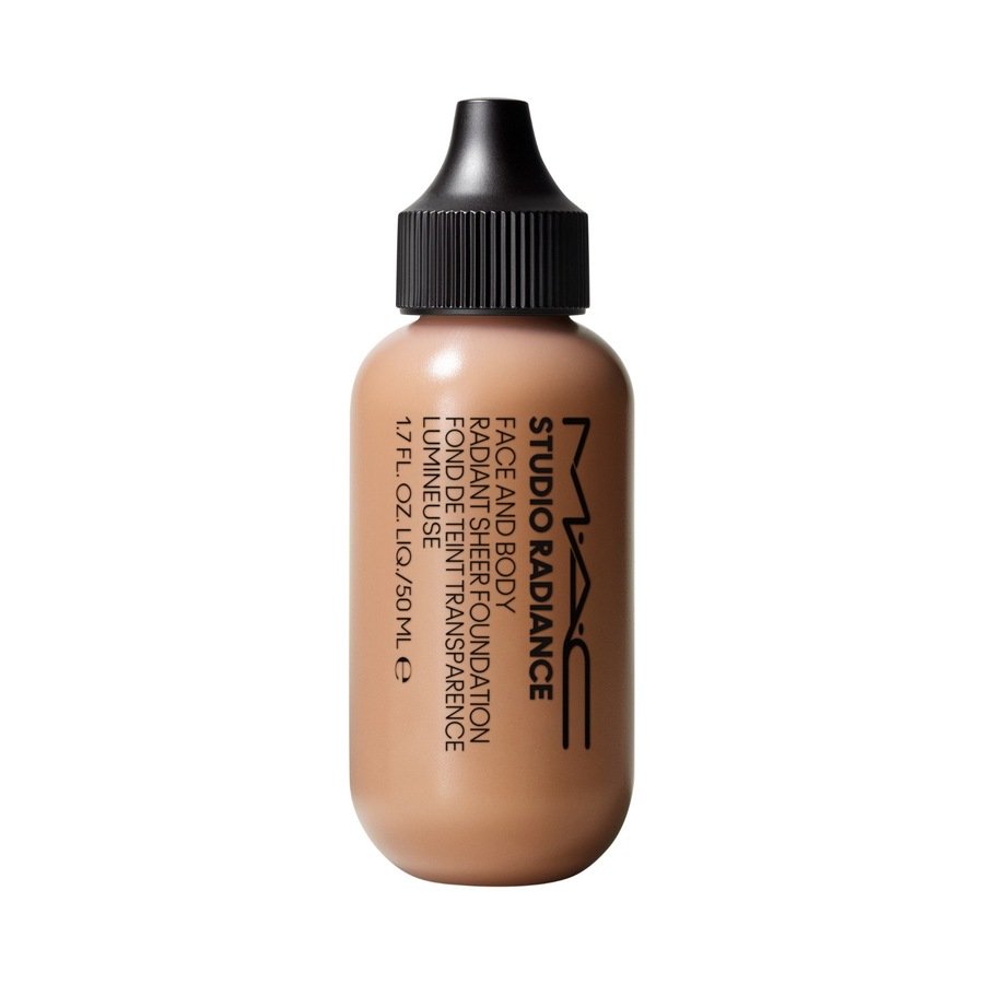 MAC Perfect Shot Studio Radiance Face And Body Radiant Sheer Foundation Podkłady 50 ml N 4 - N4