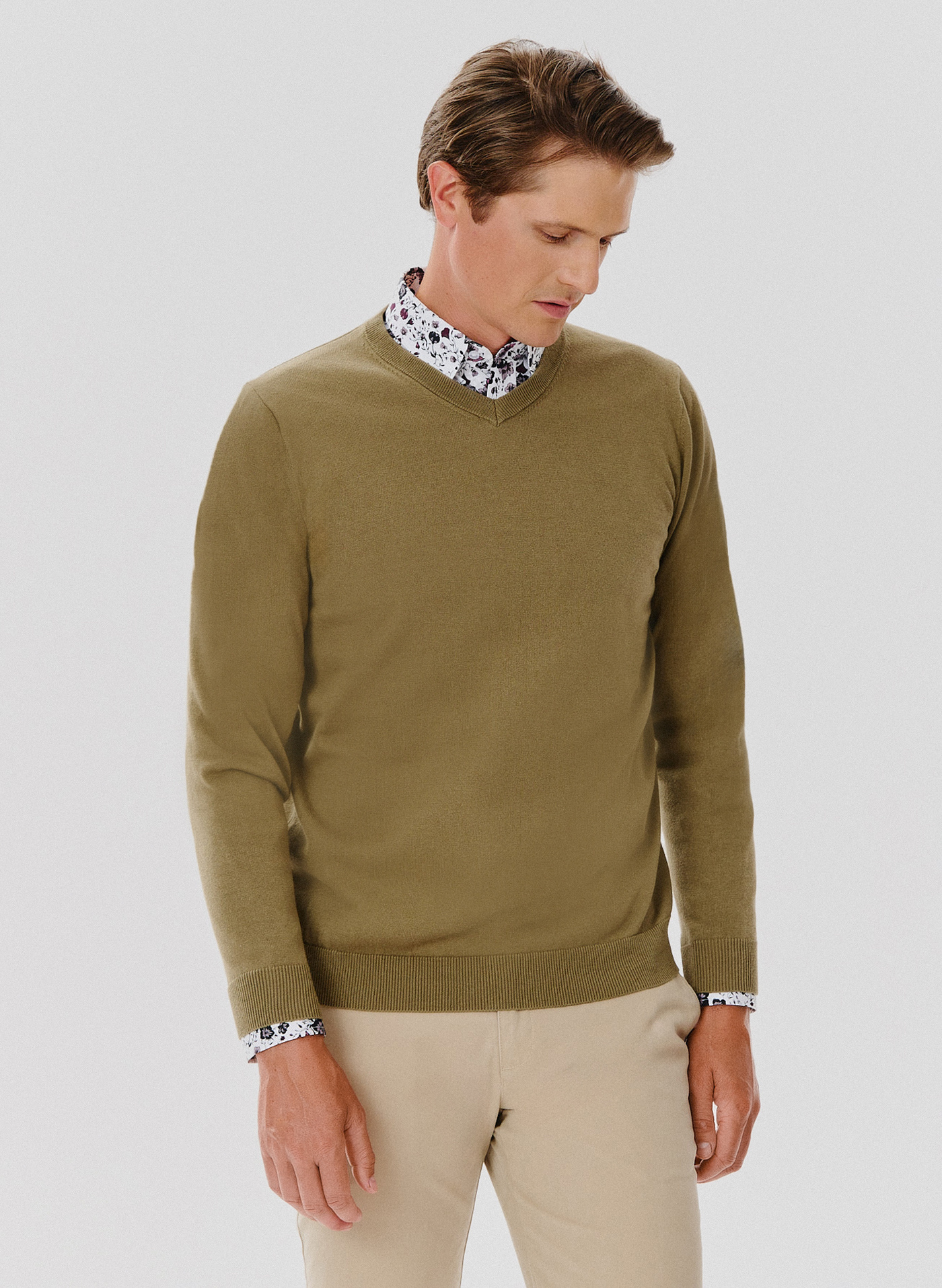 PAKO LORENTE – Zielony męski sweter w serek