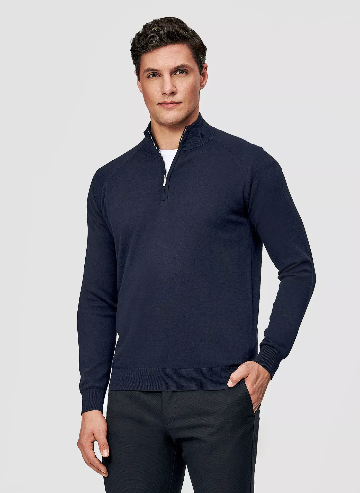 PAKO LORENTE – Granatowy sweter męski ze stójką