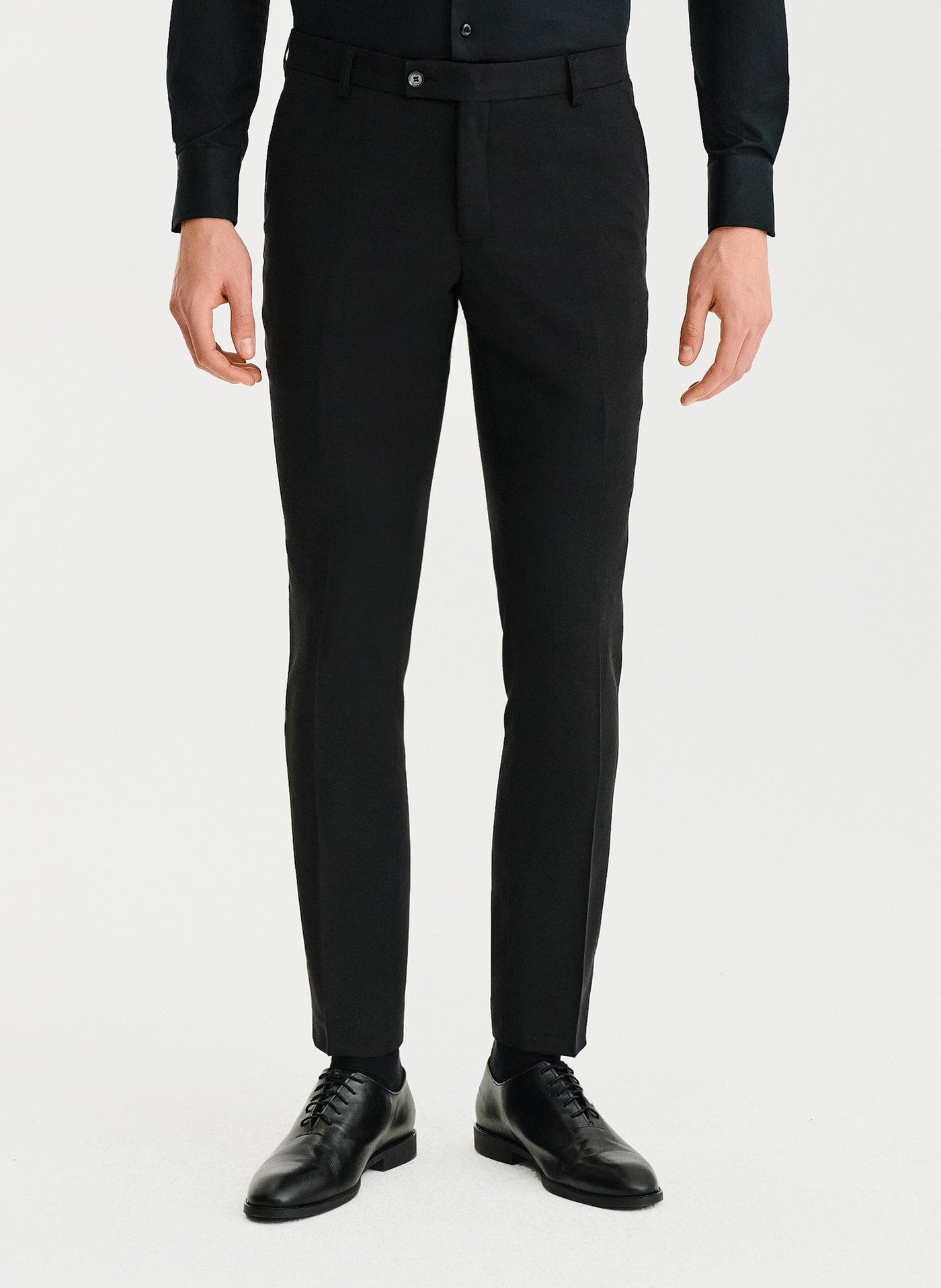 PAKO LORENTE – Czarne spodnie ganiturowe