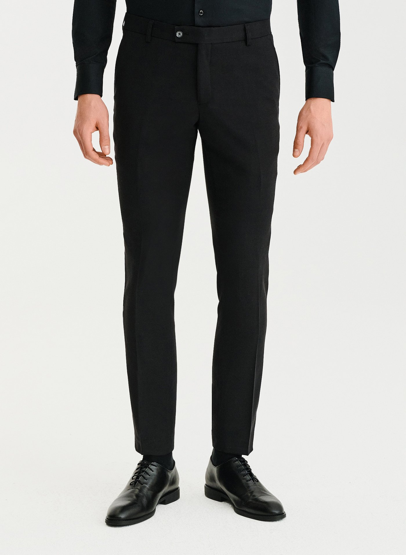 PAKO LORENTE – Czarne spodnie ganiturowe