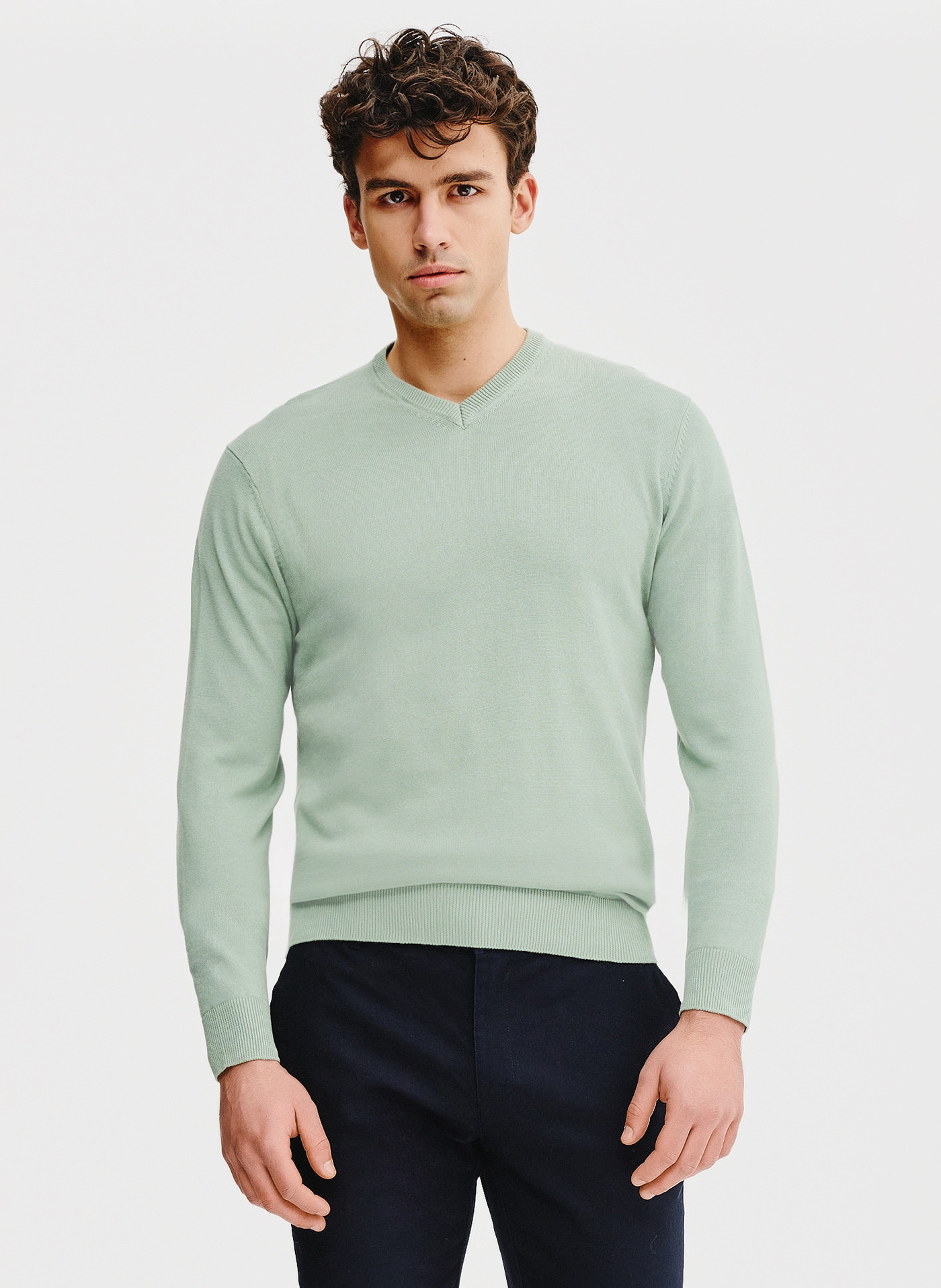 PAKO LORENTE – Zielony męski sweter w serek