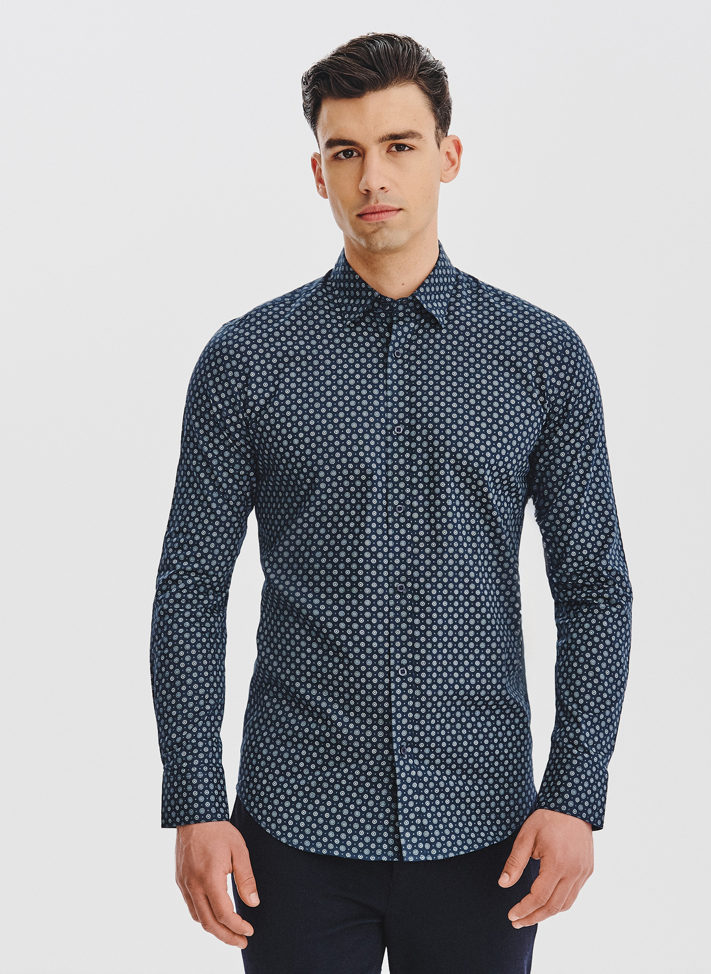 PAKO LORENTE - Granatowa koszula męska we wzór geometryczny