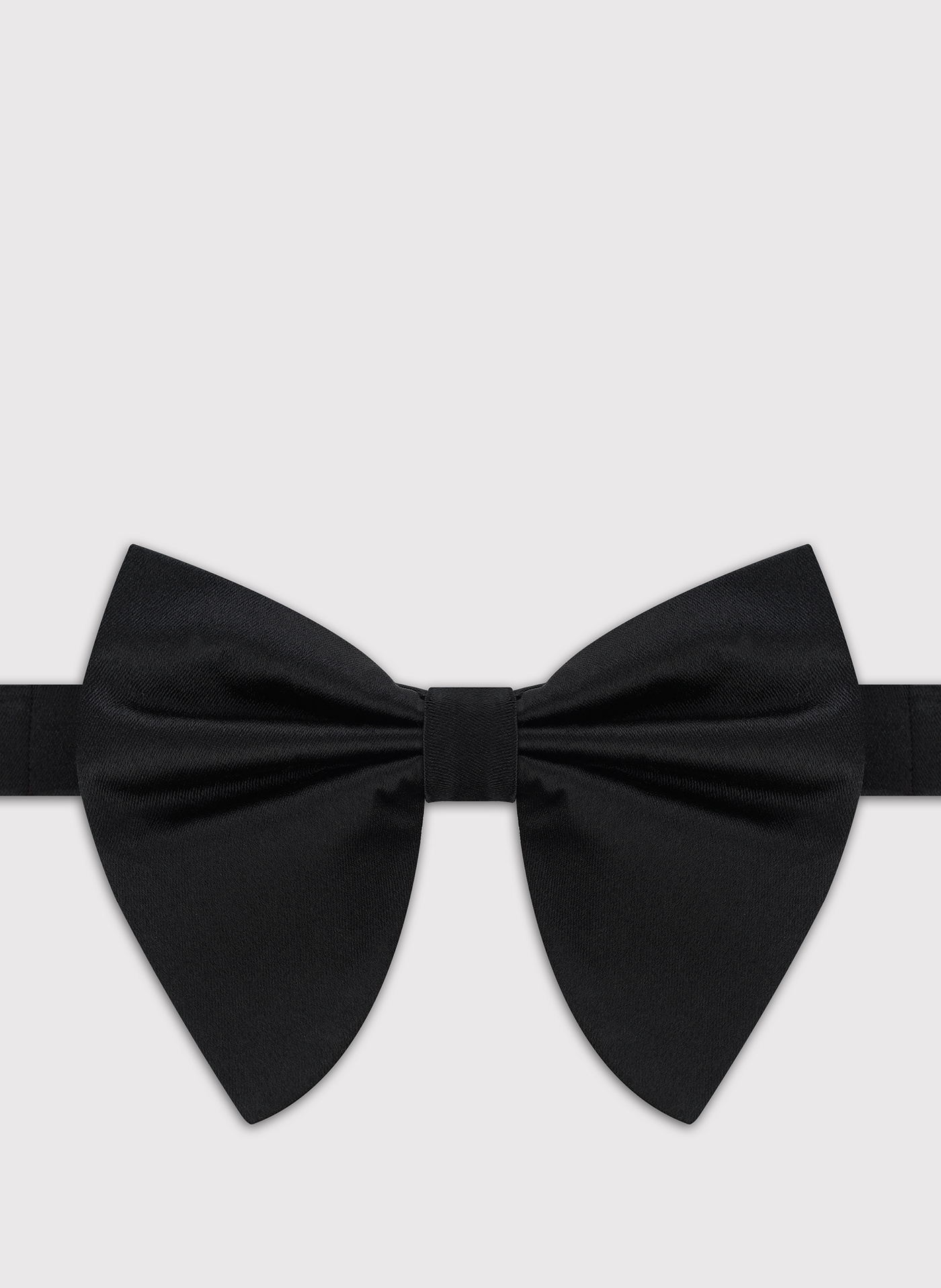 PAKO LORENTE – Elegancka czarna mucha męska