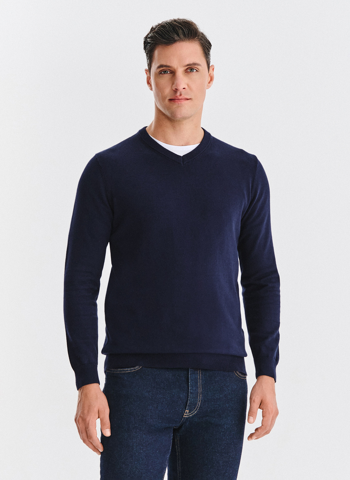 PAKO LORENTE – Granatowy bawełniany sweter v-neck