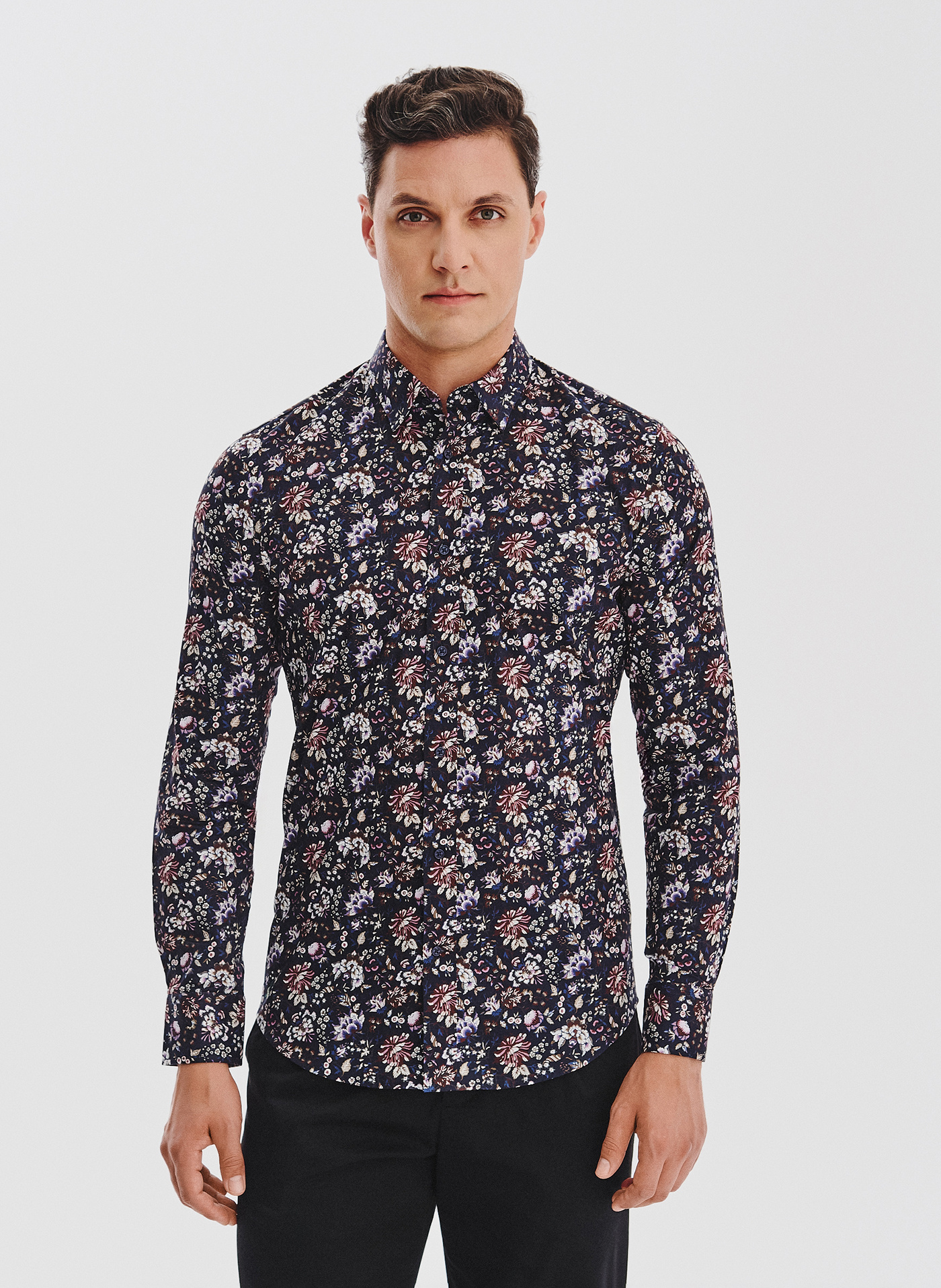 PAKO LORENTE – Granatowa koszula w kwiaty