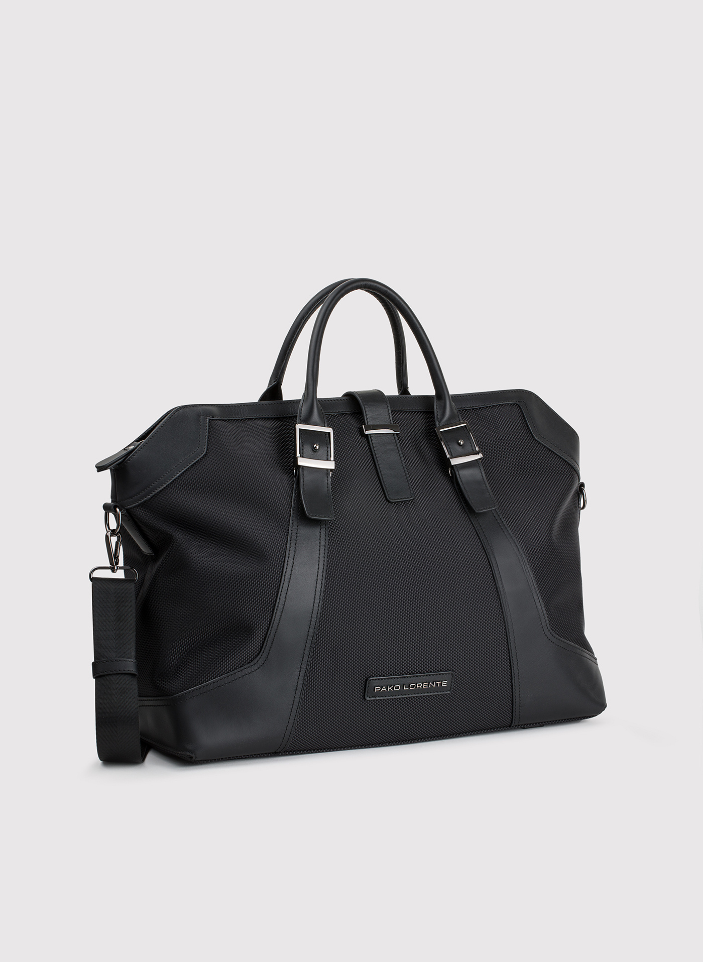 PAKO LORENTE – Czarna torba męska