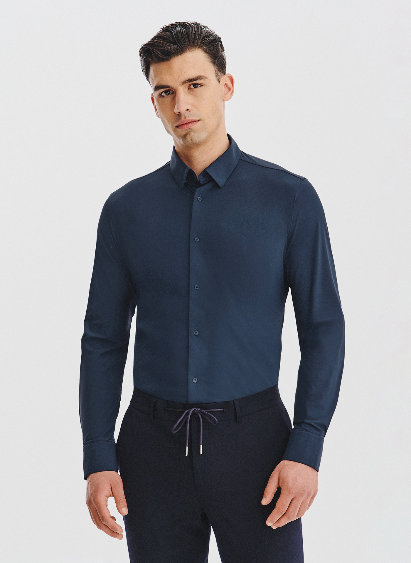 PAKO LORENTE – Granatowa dzianinowa koszula męska