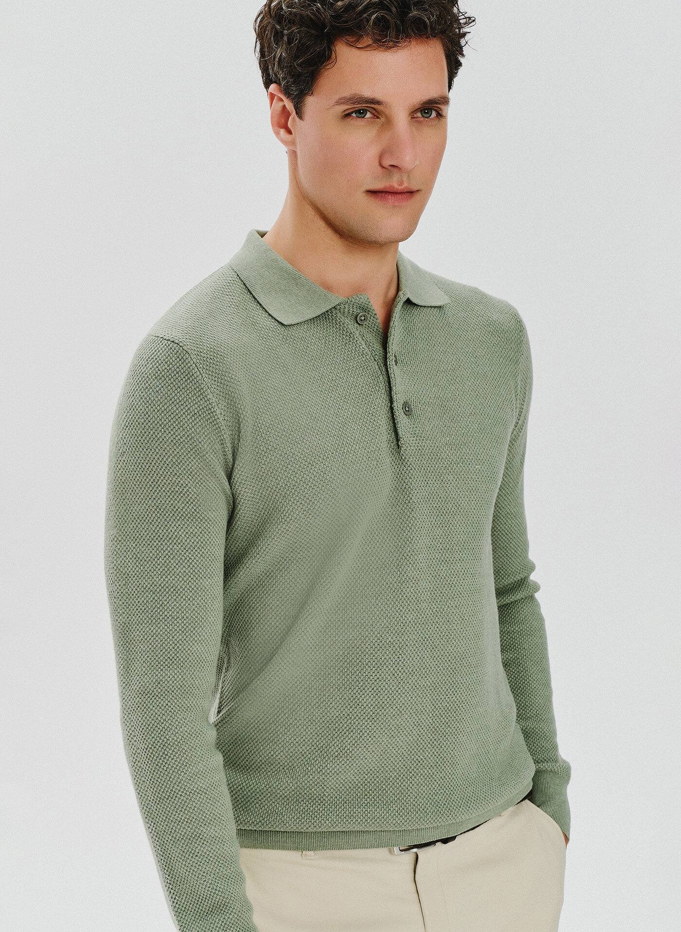 PAKO LORENTE – Zielony sweter męski z kołnierzykiem P24SF-2X-005-Z-0 - Pako Lorente