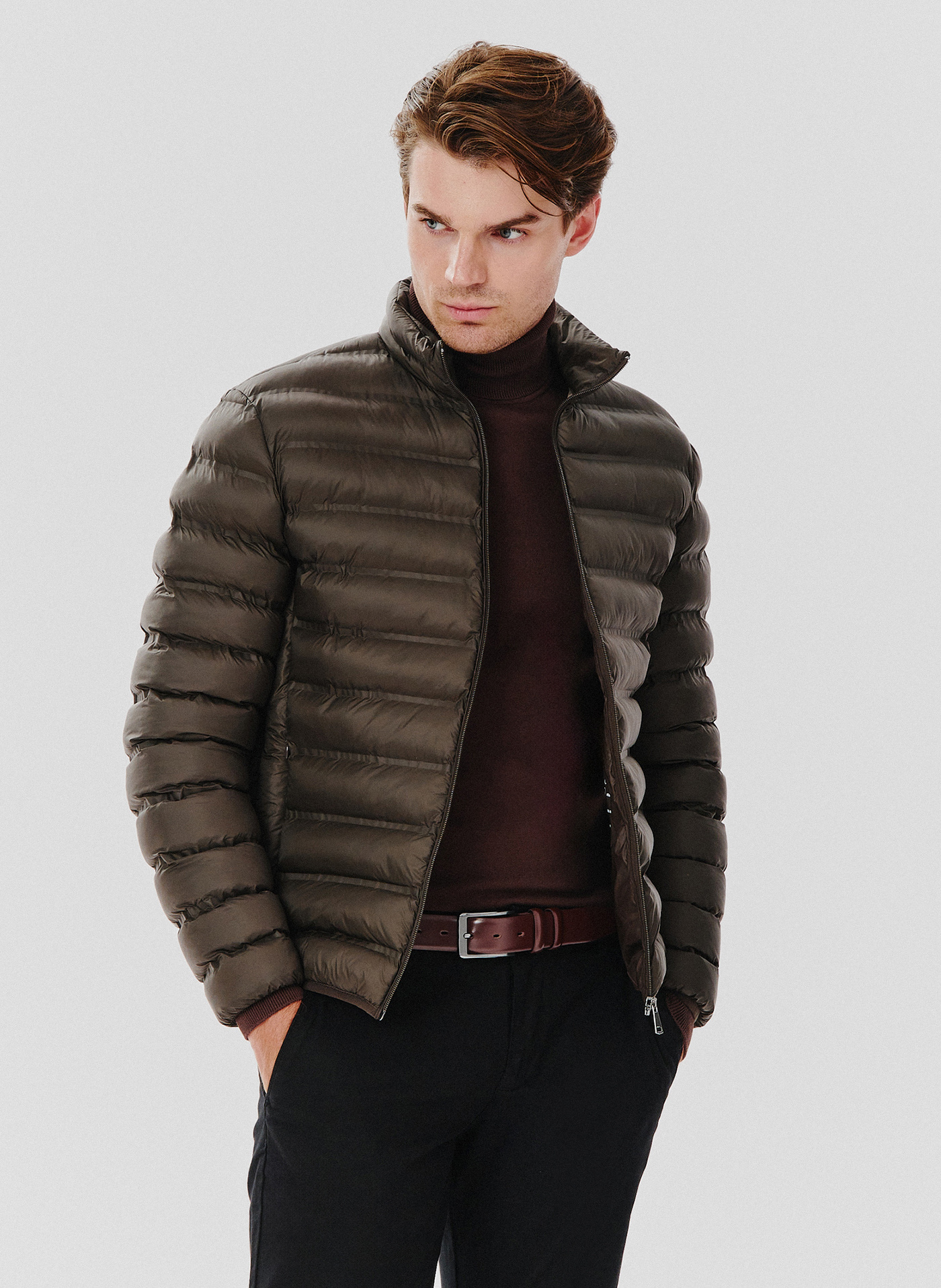 PAKO LORENTE – Krótka pikowana kurtka w kolorze brązowym