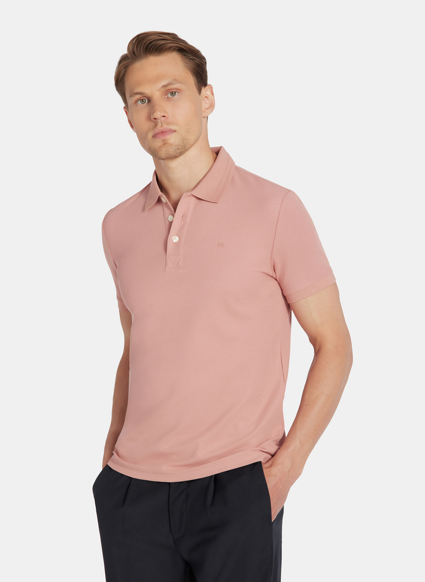 PAKO LORENTE - Różowy t-shirt polo na trzy guziczki