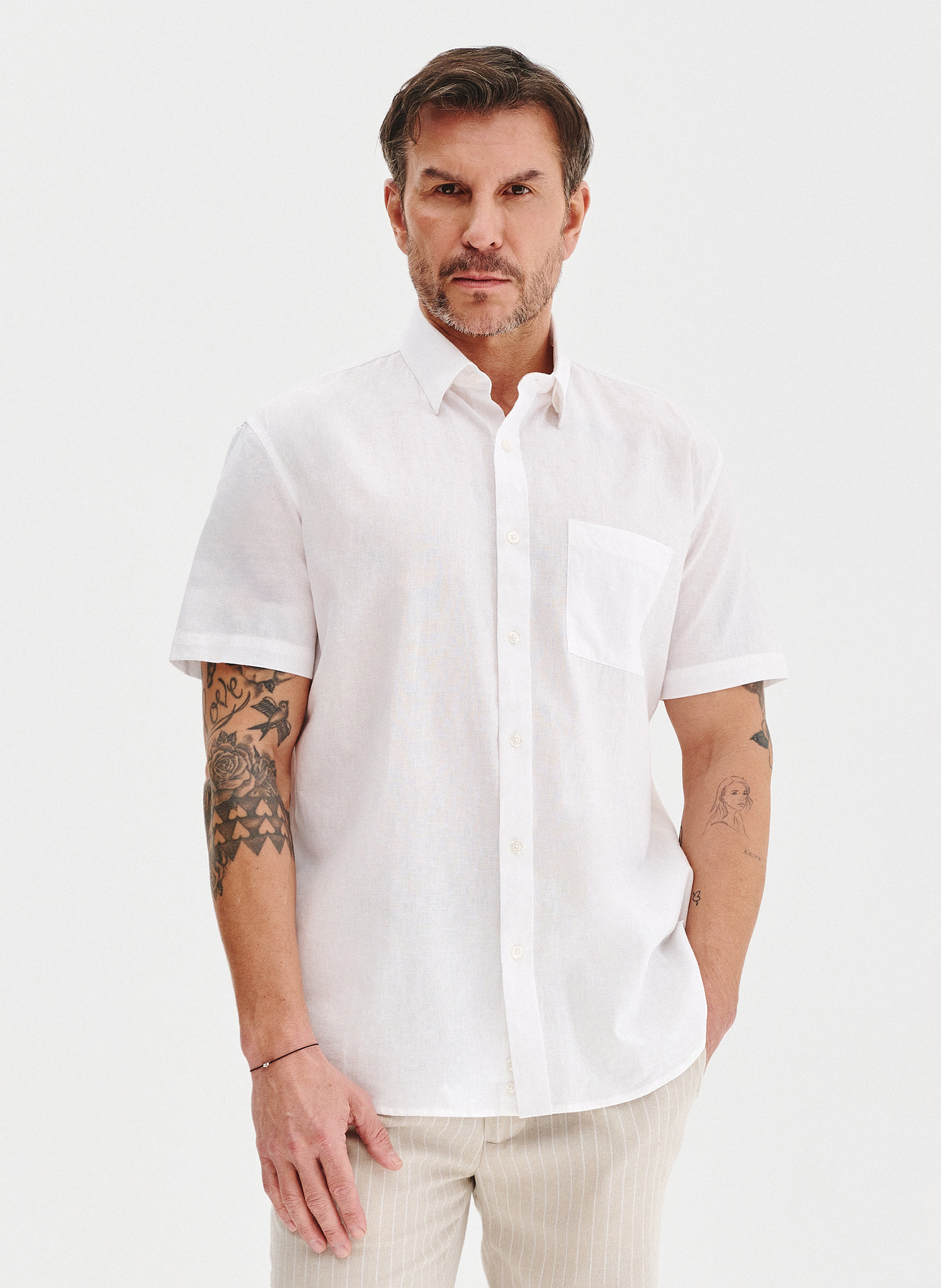 PAKO LORENTE - Lniana biała koszula z krótkim rękawem