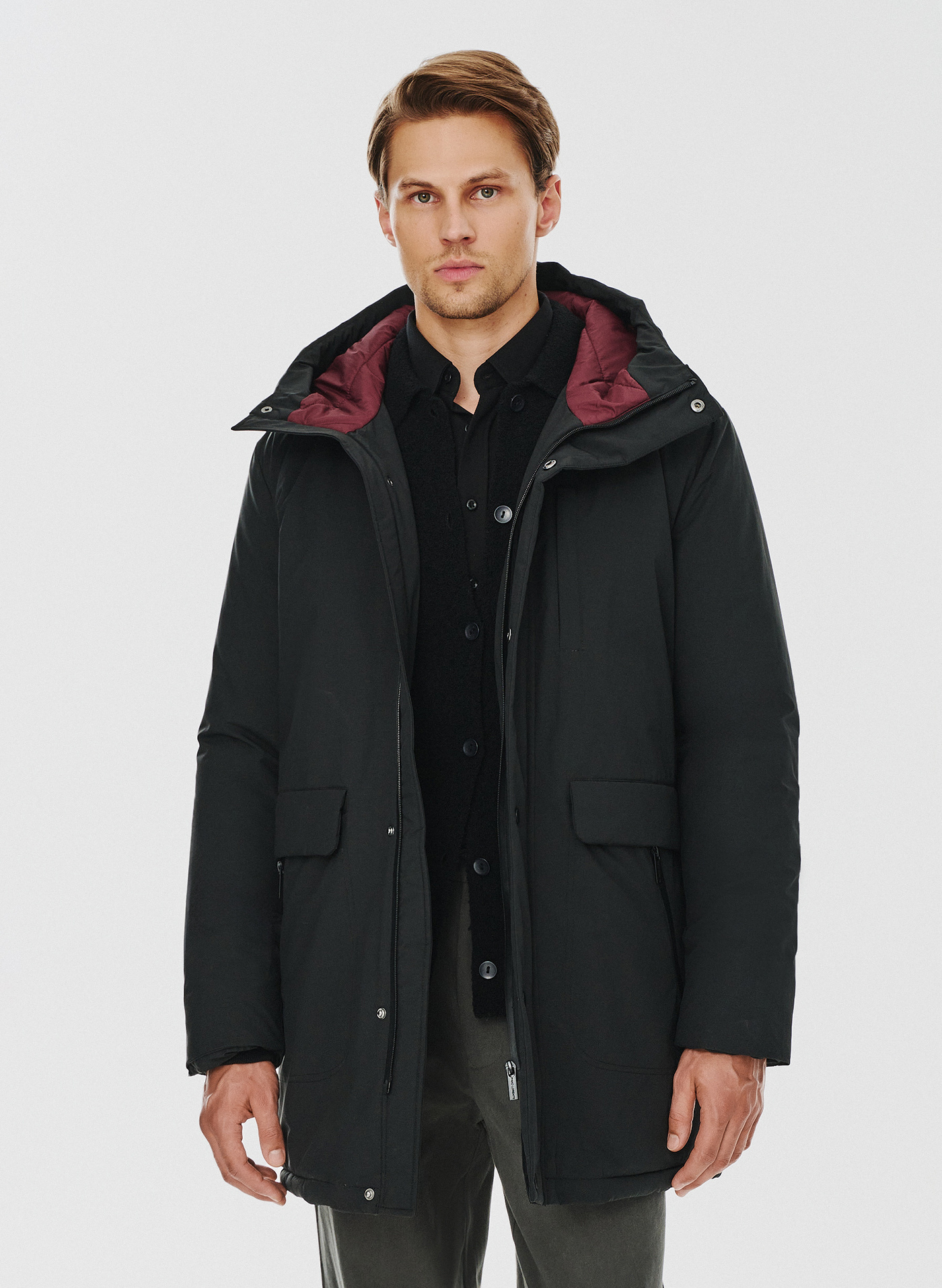 PAKO LORENTE – Kurtka męska z kapturem w kolorze czarnym