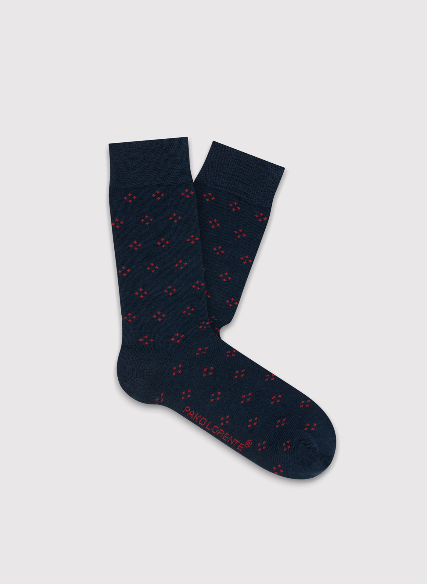 Granatowe skarpetki męskie w czerwone wzorki P000B-SX-525-G-0