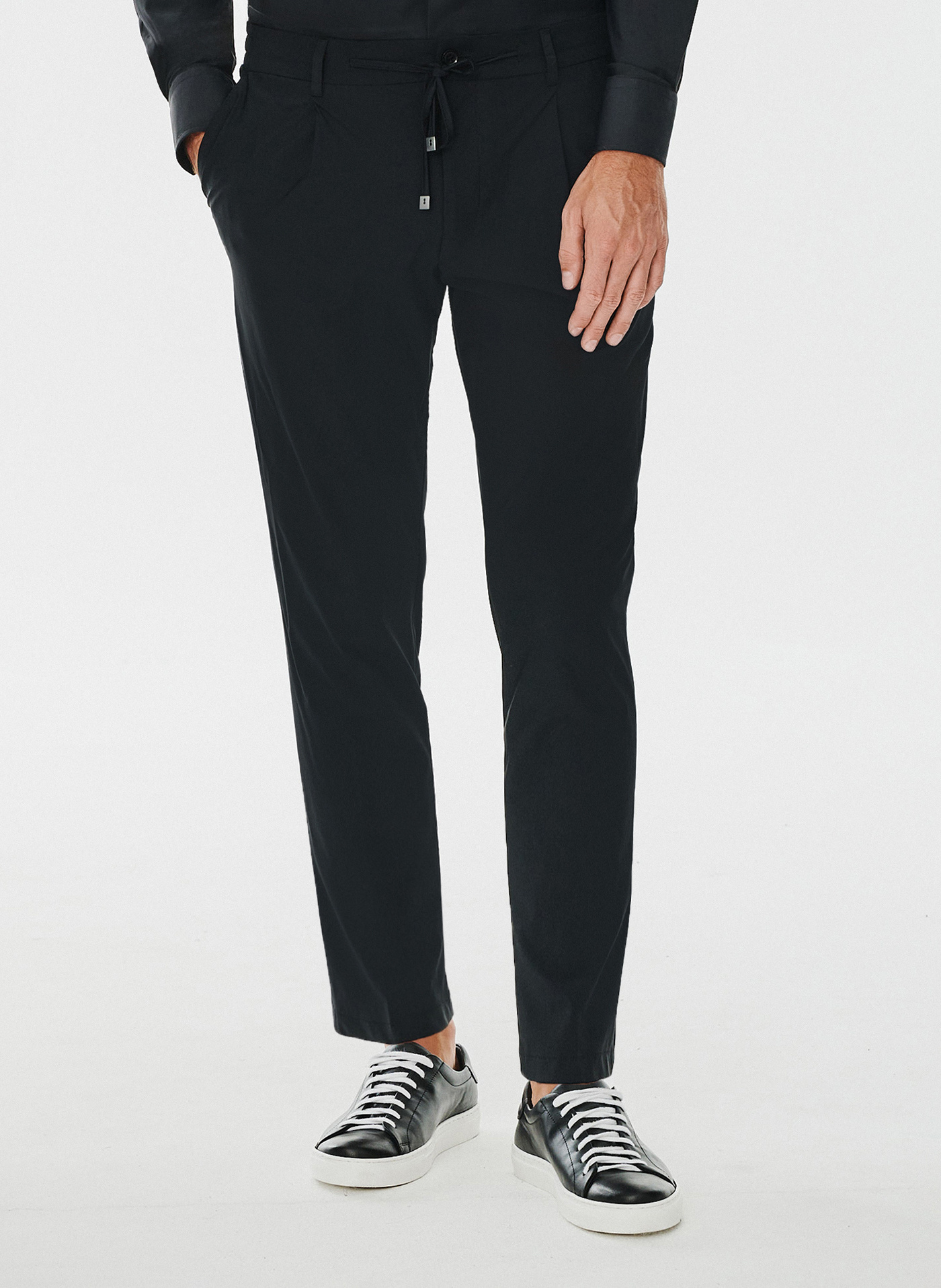 PAKO LORENTE – Spodnie garniturowe w kolorze czarnym