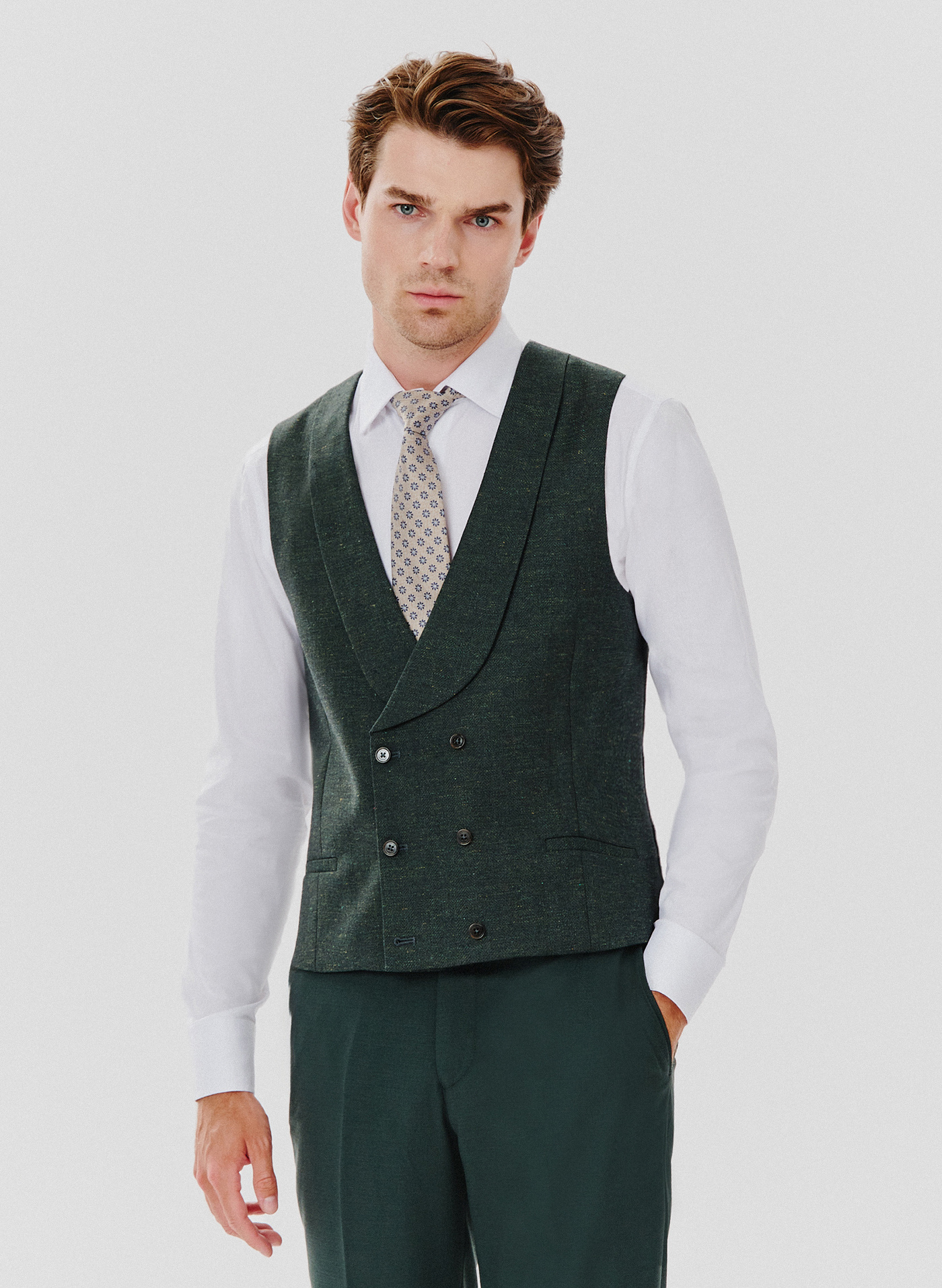 PAKO LORENTE – Dwurzędowa kamizelka męska w kolorze zielonym