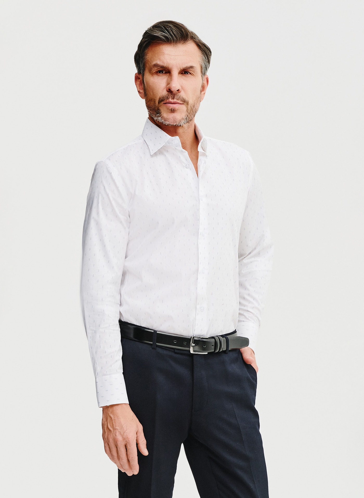 PAKO LORENTE – Biała koszula męska w mikrowzór