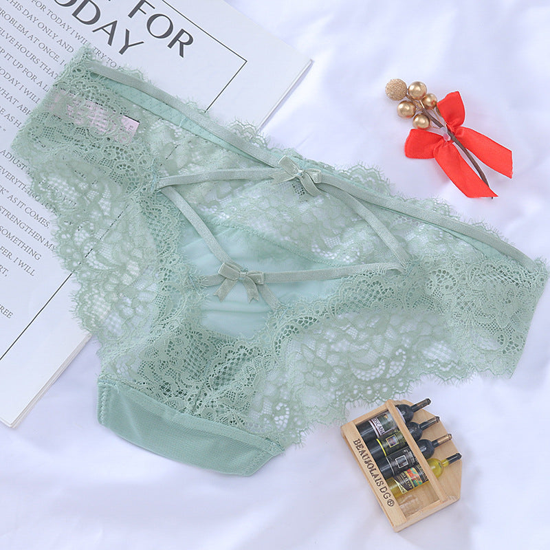 Stringi koronkowe z paseczkami na specjalne okazje Zeliha