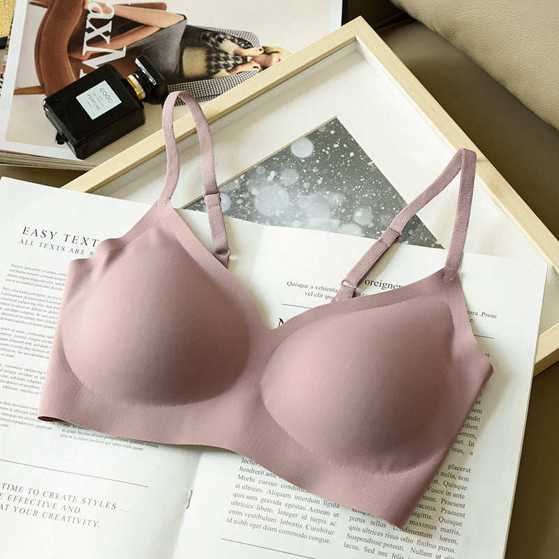 Biustonosz piankowy bez fiszbin z regulowanymi ramiączkami Anastassiya