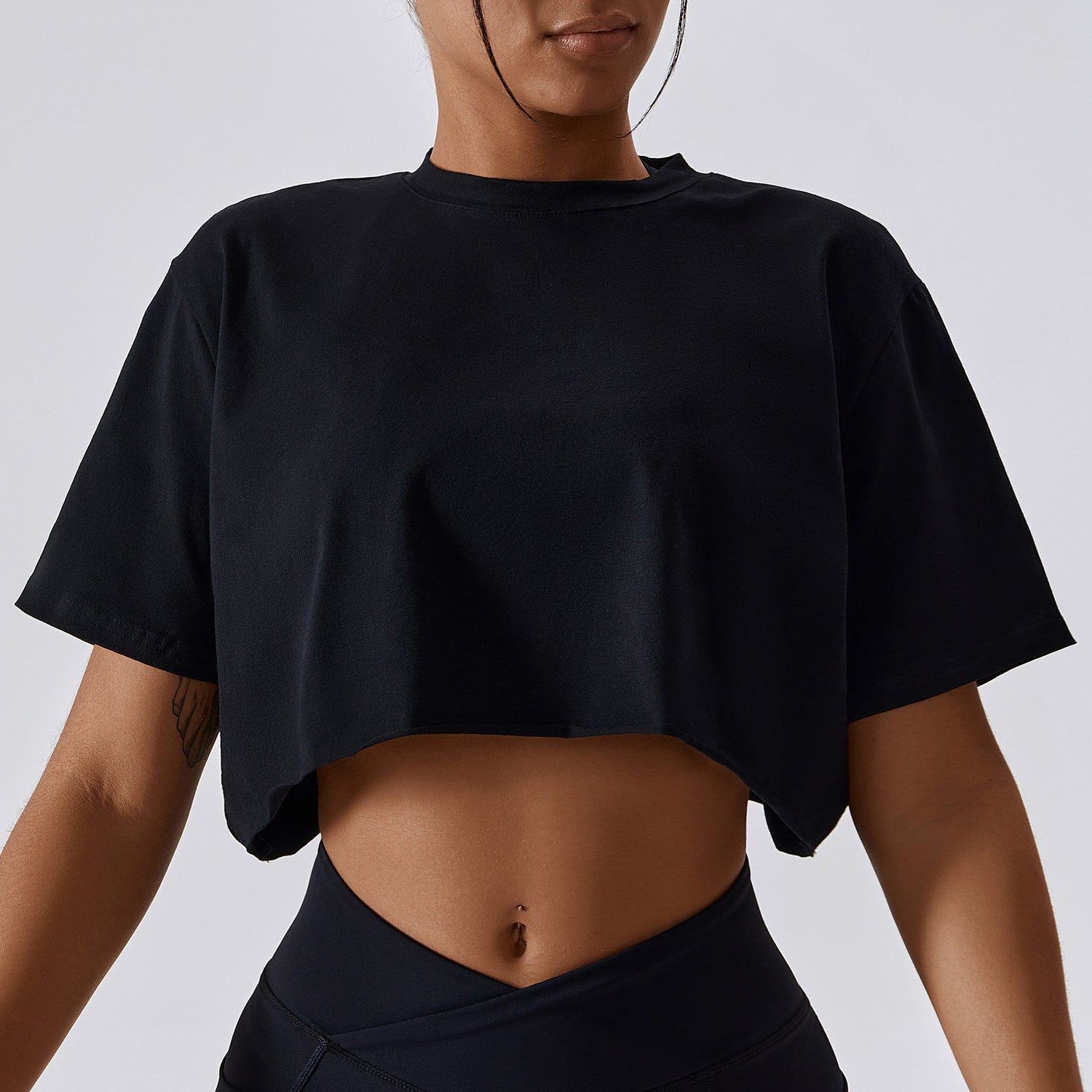 Crop top sportowy do treningu Ansje