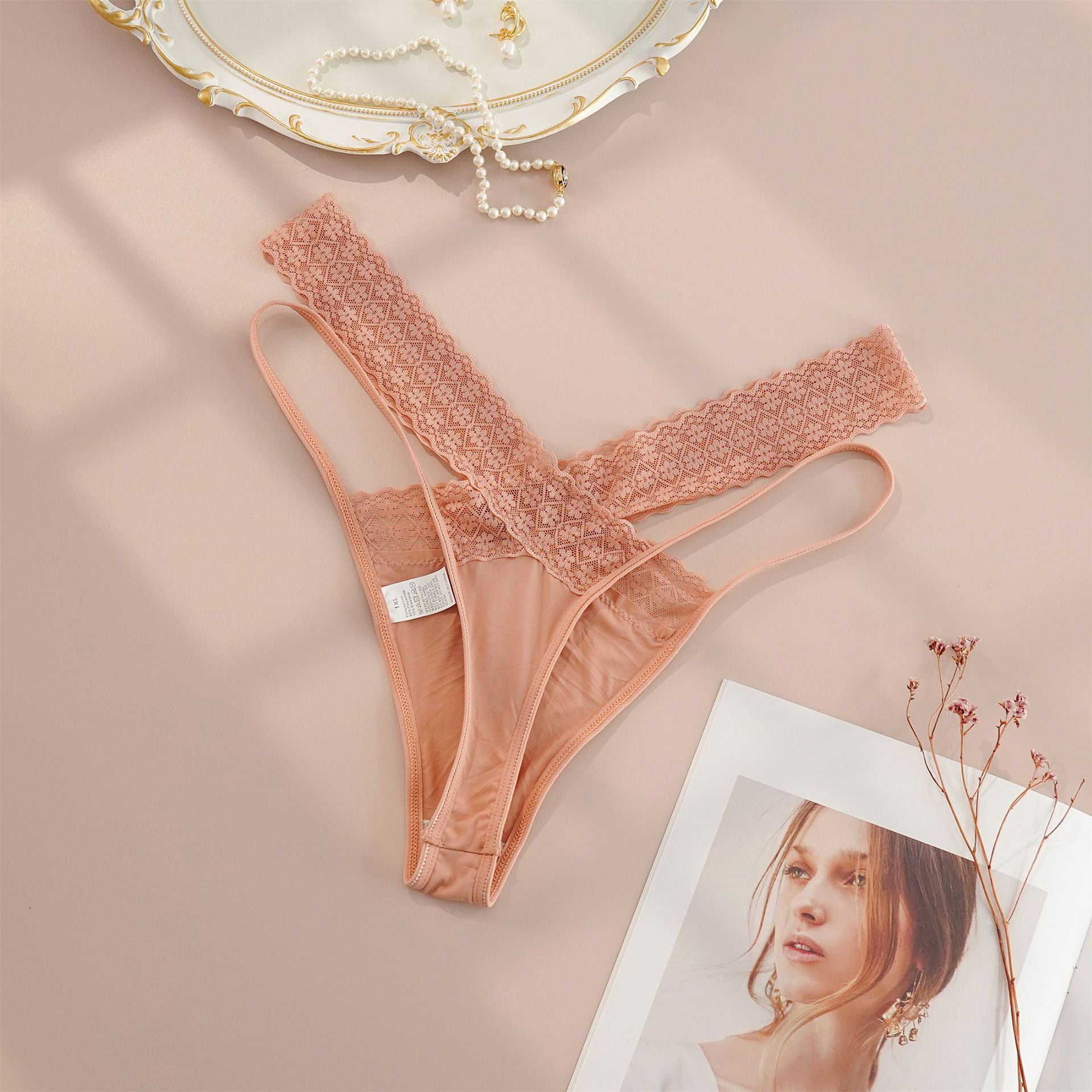 Majtki z koronką dla kobiet Imran