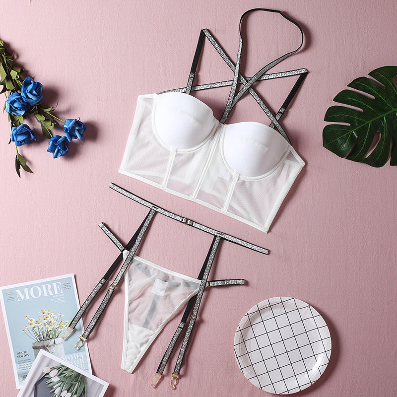 Komplet bielizny z ozdobnym pasem na specjalne okazje Kumari