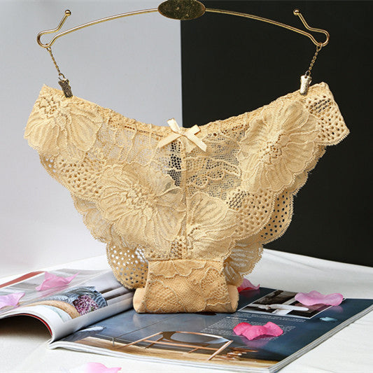 Figi koronkowe biodrówki z delikatnej koronki Guillermina