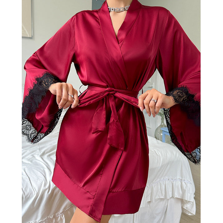 Szlafrok z szerokimi rękawami z miękkiego materiału na relaks w domu Nicolina