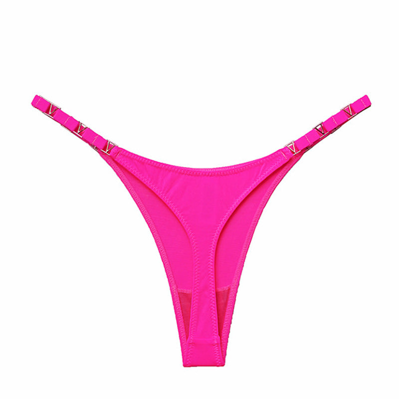 Stringi z ozdobną gumką na specjalne okazje Delcie