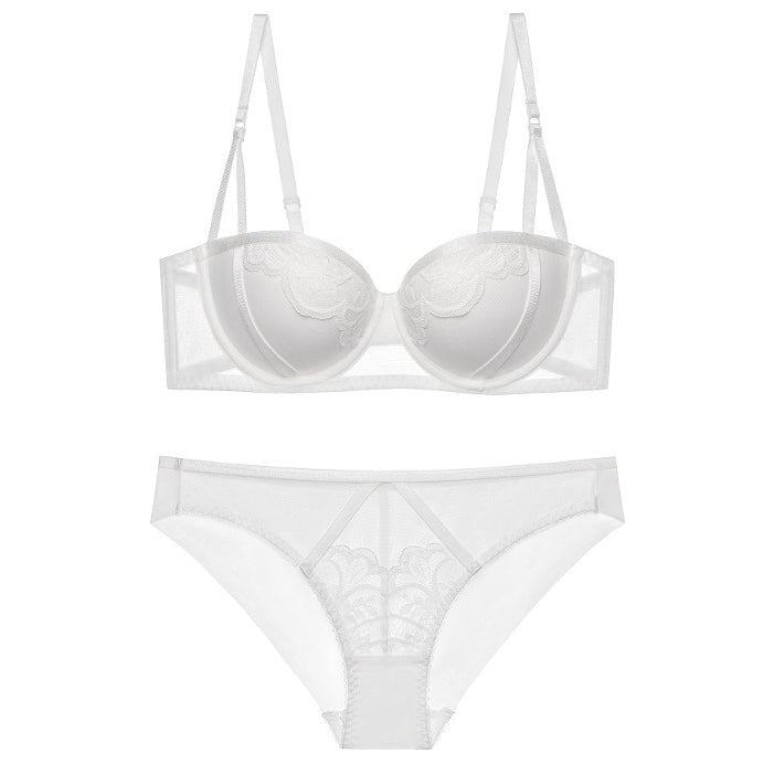 Komplet bielizny z subtelnymi zdobieniami na specjalne okazje Suphiye