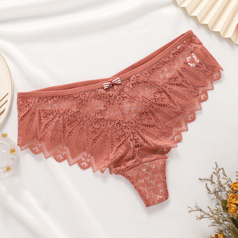 Figi koronkowe z ozdobnymi paseczkami na specjalne okazje Pansie