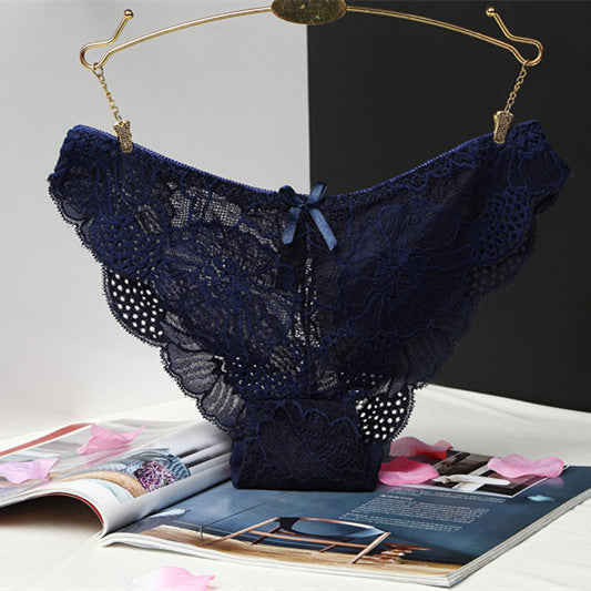 Figi koronkowe biodrówki z delikatnej koronki Guillermina