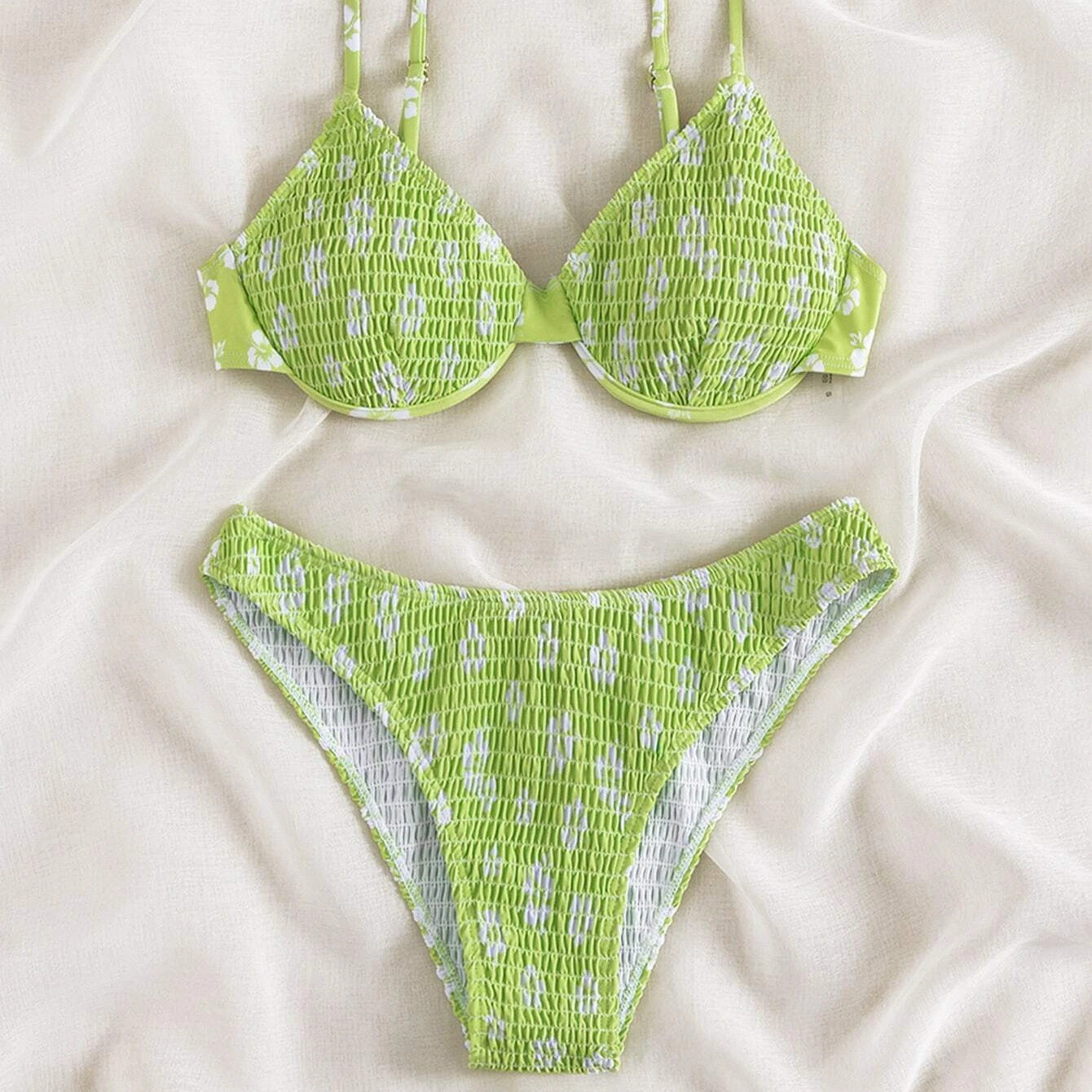 Bikini push-up plażowe z delikatnymi ramiączkami Salwa