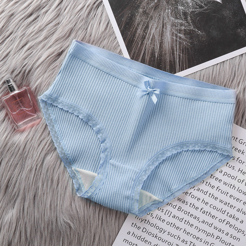 Majtki prążkowane o średnim stanie z miękkiego materiału Norina