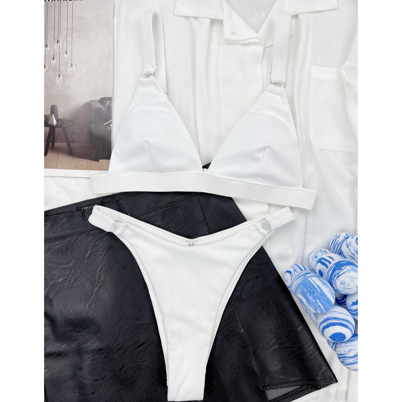 Strój kąpielowy z kółeczkami i regulowanymi ramiączkami na plażę i basen Shouko