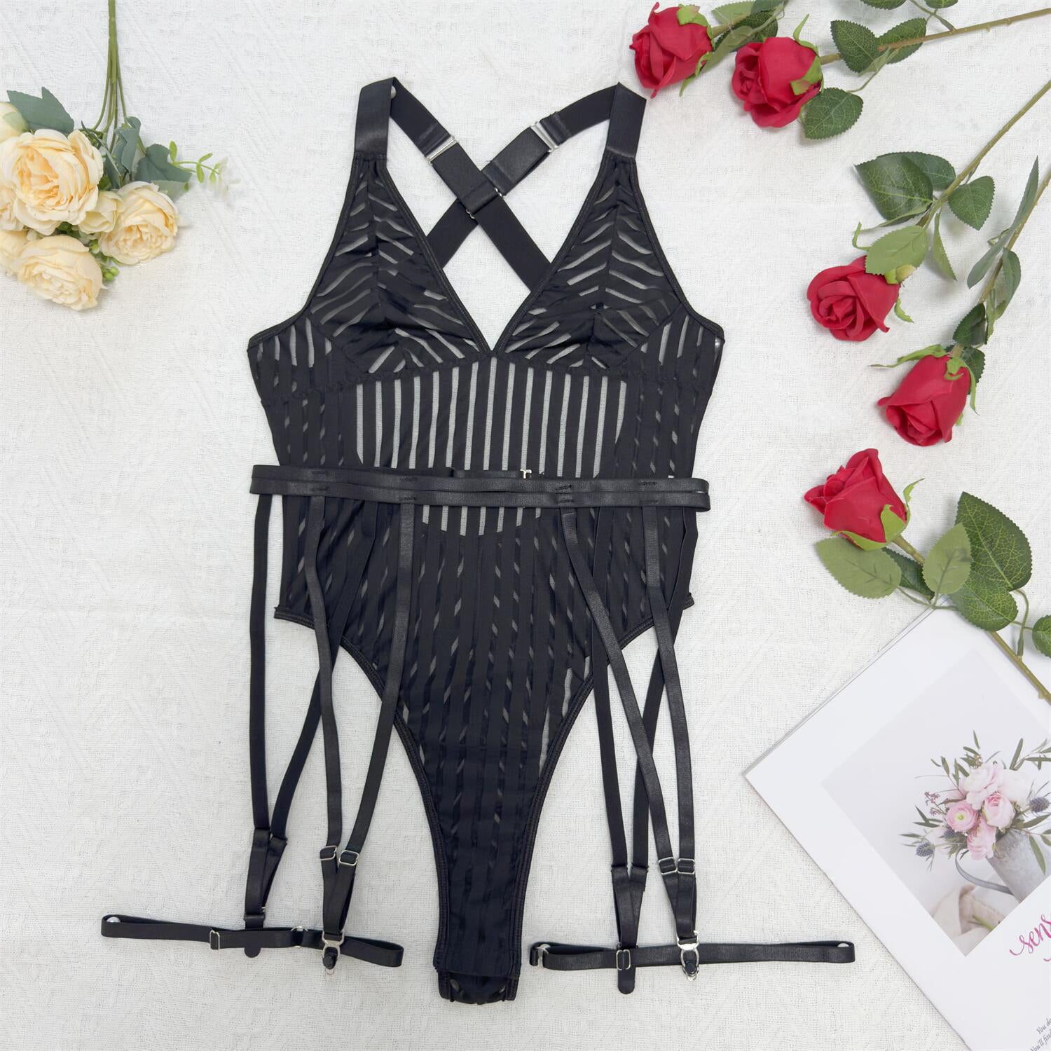 Body z dużym dekoltem na wieczorne wyjścia Arbana